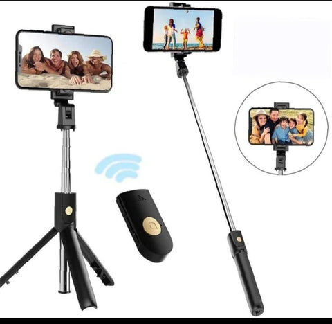 Foldable selfie stick with LED light